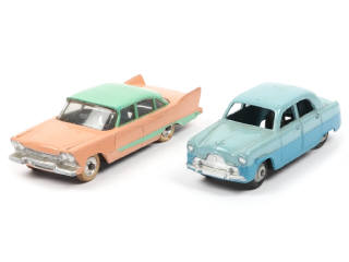 Lot 348 - DINKY TOYS (GB) (2)