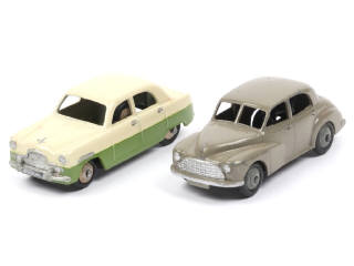 Lot 347 - DINKY TOYS (GB) (2)
