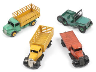 Lot 363 - DINKY TOYS (GB) (4)