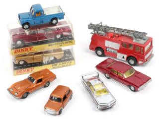 Lot 373 - DINKY TOYS (GB) (8)