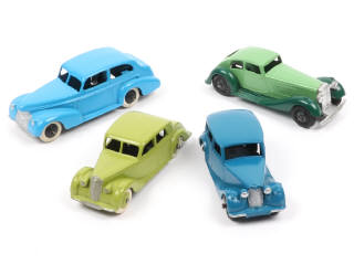 Lot 368 - DINKY TOYS (GB) (4)