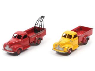Lot 420 - DINKY TOYS (FRANCE) (2)