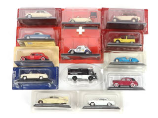 Lot 114 - DIVERS (13)