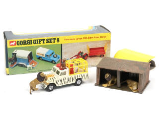 Lot 317 - CORGI TOYS (GB) (1)