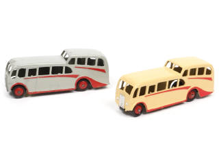 Lot 361 - DINKY TOYS (GB) (2)