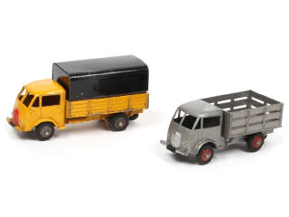 Lot 409 - DINKY TOYS (FRANCE) (2)