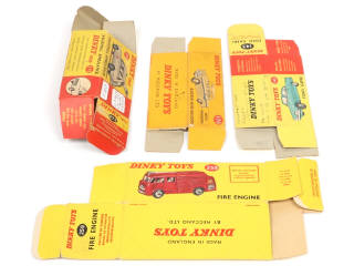 Lot 258 - DINKY TOYS (GB) (4)