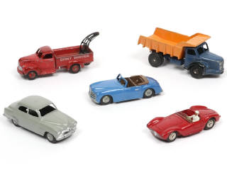 Lot 438 - DINKY TOYS (FRANCE) (5)