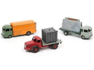 Lot 437 - DINKY TOYS (FRANCE) (3)