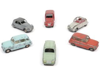 Lot 429 - DINKY TOYS (FRANCE) (6)