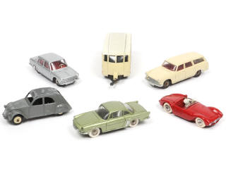 Lot 430 - DINKY TOYS (FRANCE) (6)