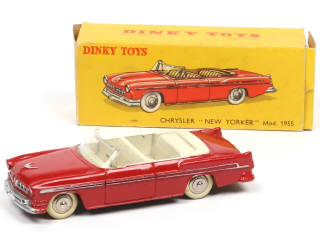 Lot 358 - DINKY TOYS (FRANCE) (1)