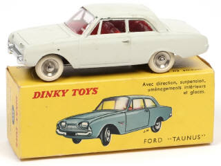 Lot 355 - DINKY TOYS (FRANCE) (1)