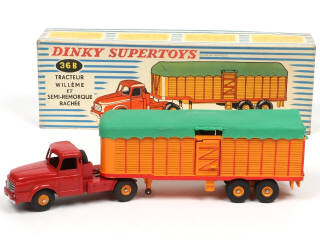 Lot 389 - DINKY TOYS (FRANCE) (1)