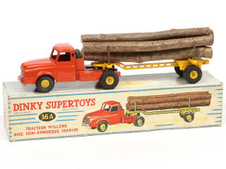 Lot 388 - DINKY TOYS (FRANCE) (1)