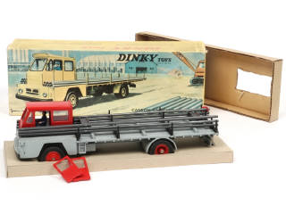 Lot 386 - DINKY TOYS (FRANCE) (1)
