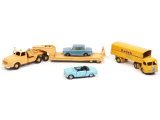 Lot 434 - DINKY TOYS (FRANCE) (4)