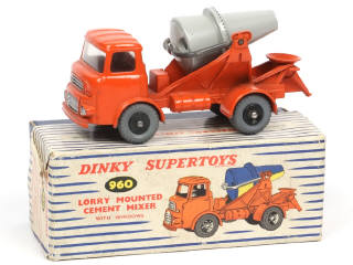 Lot 276 - DINKY TOYS (GB) (1)