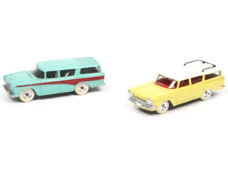 Lot 318 - DINKY TOYS (GB) (2)
