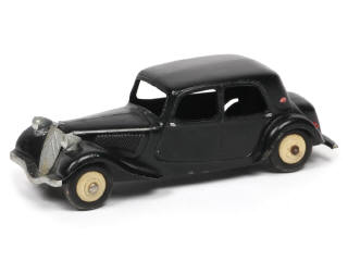 Lot 432 - DINKY TOYS (FRANCE) (1)