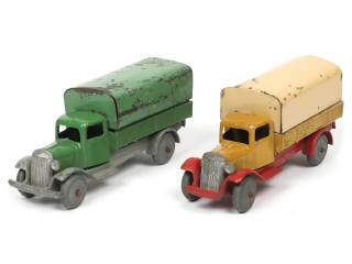 Lot 438 - DINKY TOYS (FRANCE) (2)
