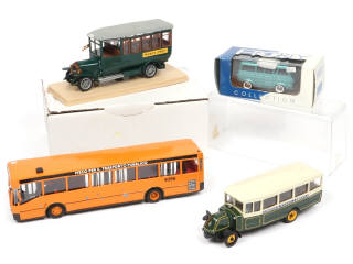 Lot 150 - DIVERS (4)