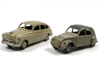 Lot 68 - DINKY TOYS (FRANCE) (2)