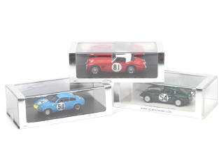 Lot 104 - SPARK (MACAU) (3)