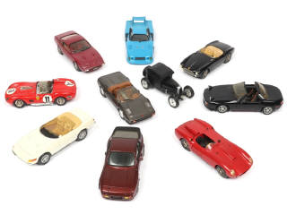 Lot 192 - DIVERS (10)