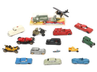 Lot 208 - DIVERS (17)