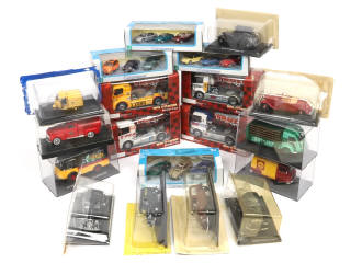 Lot 174 - DIVERS (27)