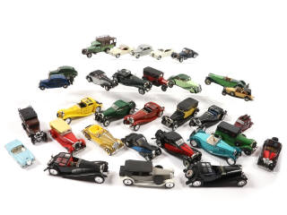 Lot 165 - DIVERS (31)