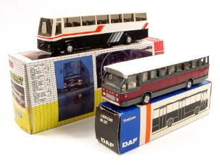 Lot 382 - LION-CAR & JOAL (2)