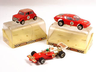 Lot 246 - SCALEXTRIC (3)