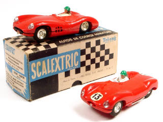 Lot 243 - SCALEXTRIC (2)