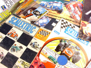 Lot 272 - SCALEXTRIC (1)