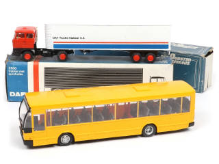 Lot 143 - DIVERS (HOLLAND) (2)