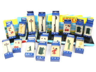 Lot 385 - NOREV (FRANCE) (27)