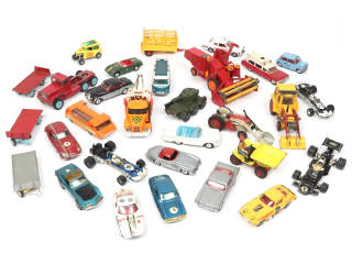 Lot 301 - CORGI TOYS (GB) (30)