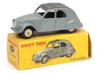 Lot 444 - DINKY TOYS (FRANCE) (1)