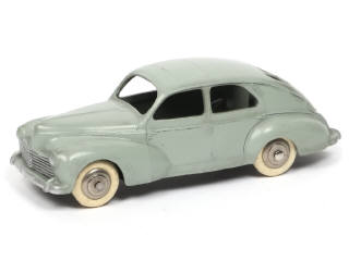 Lot 398 - DINKY TOYS (FRANCE) (1)