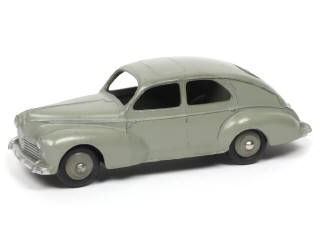 Lot 397 - DINKY TOYS (FRANCE) (1)
