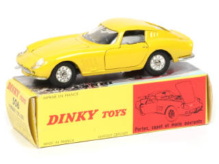 Lot 439 - DINKY TOYS (FRANCE) (1)