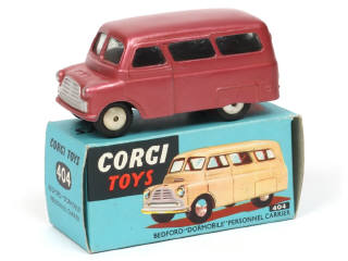 Lot 228 - CORGI TOYS (GB) (1)