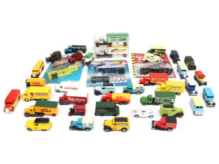 Lot 147 - DIVERS (42)