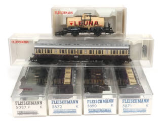 Lot 49 - FLEISCHMANN 'HO' (ALLEMAGNE) (6)