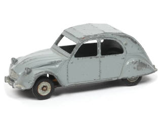 Lot 392 - DINKY TOYS (FRANCE) Série JUNIOR (1)