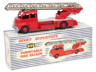 Lot 377 - DINKY TOYS (GB) (1)
