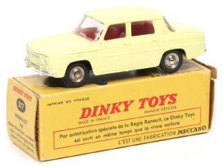 Lot 429 - DINKY TOYS (FRANCE) (1)