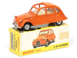 Lot 450 - DINKY TOYS (FRANCE) (1)